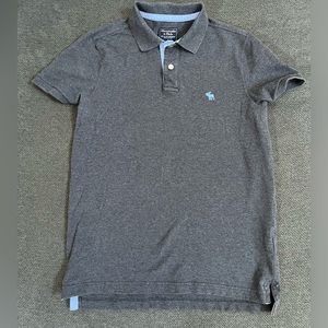 Men’s Abercrombie & Fitch dark gray polo-small